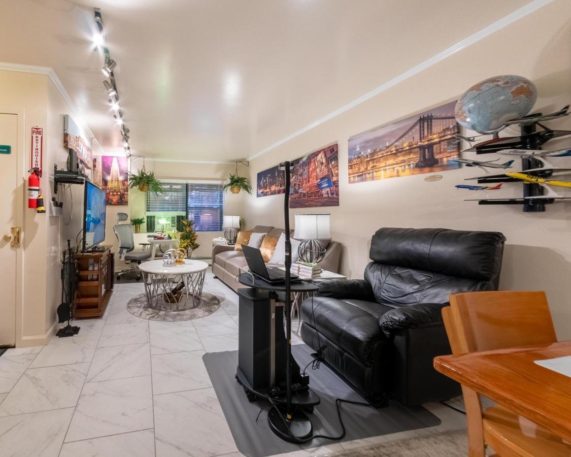 Two Bedrooms Apartment Manage And Supervise By Host Endless Features Amenities Dishwasher Washer Dryer Best Wifi Internet Services By Verizon Fios 960 Upload 960 Download Bi Monthly Free Housekeeping Services Huge 10000 Square Footage Нью-Йорк Экстерьер фото