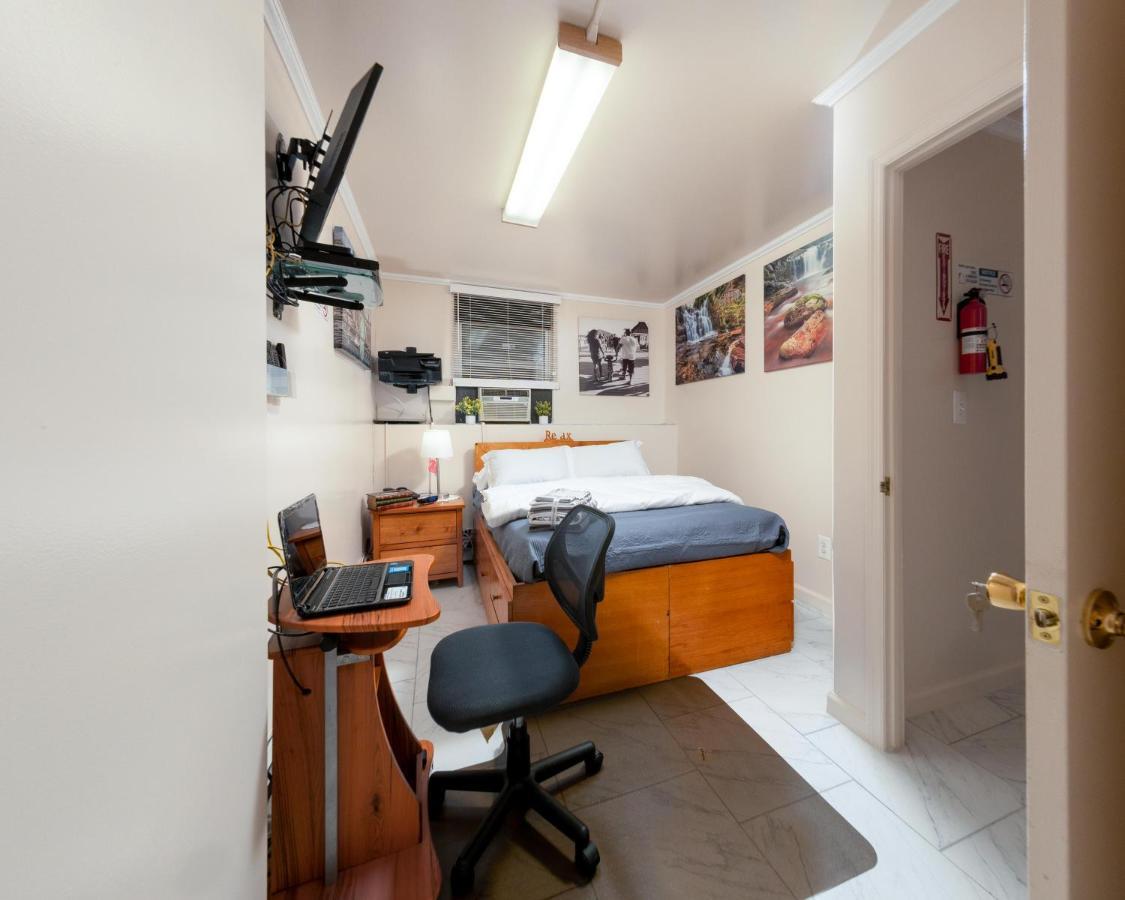 Two Bedrooms Apartment Manage And Supervise By Host Endless Features Amenities Dishwasher Washer Dryer Best Wifi Internet Services By Verizon Fios 960 Upload 960 Download Bi Monthly Free Housekeeping Services Huge 10000 Square Footage Нью-Йорк Экстерьер фото